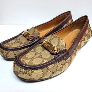 SOLD! Coach tan brown signature loafer shoe "olive" size 6 like new